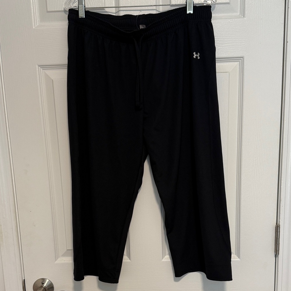 Under Armour Black Athletic Capris